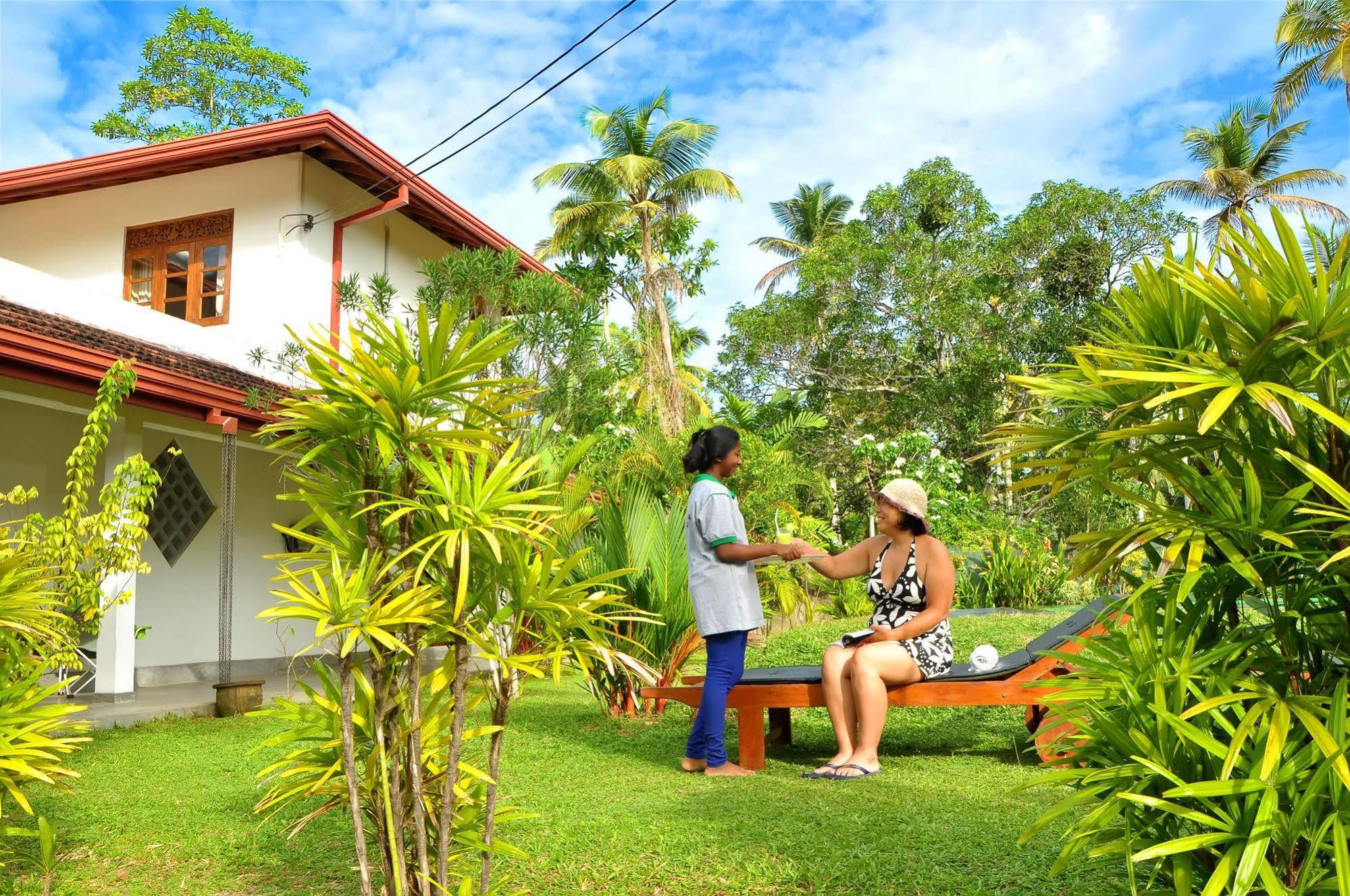 Sakura Villa Bentota Esterno foto